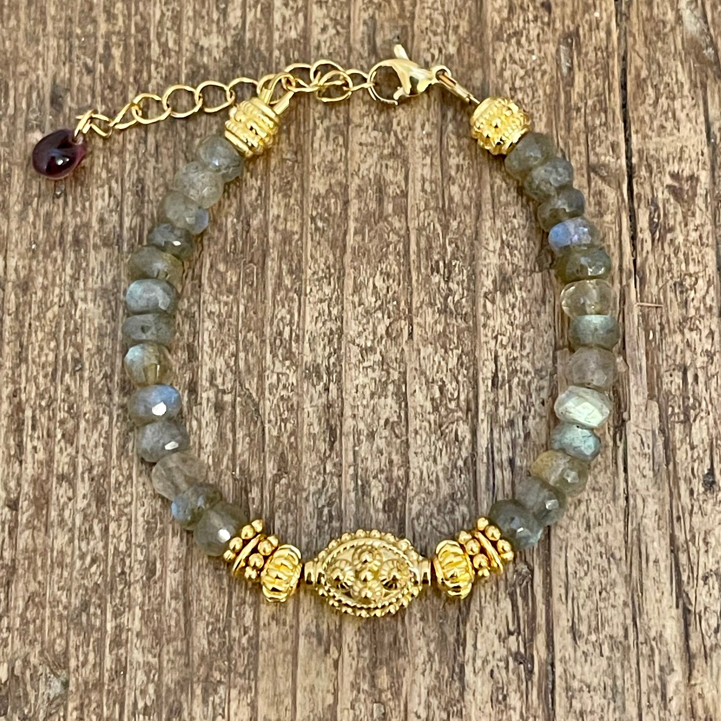 Bracelet Doré et Labradorite