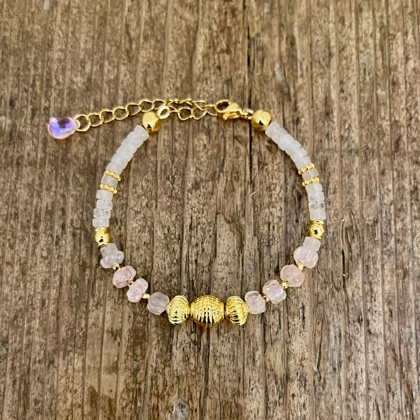 Bracelet Doré et Quartz Rose