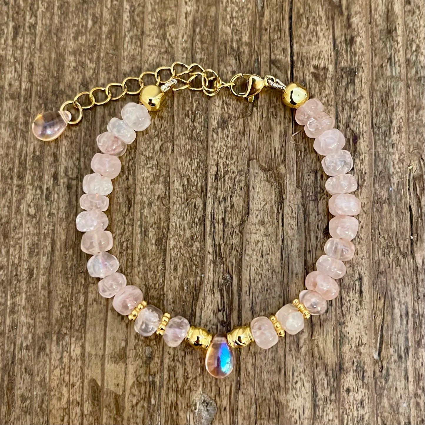 Bracelet Doré et Quartz Rose